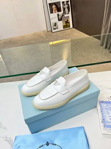 Picture of Prada Shoes Women _SKUfw137308150fw